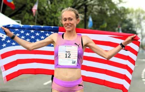 Roe Shatters World Best in Dazzling Cherry Blossom 10-Mile Performance